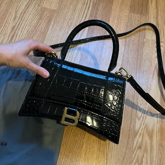 BALENCIAGA Hourglass small glossed croc-effect leather tote - Picture 7 of 14